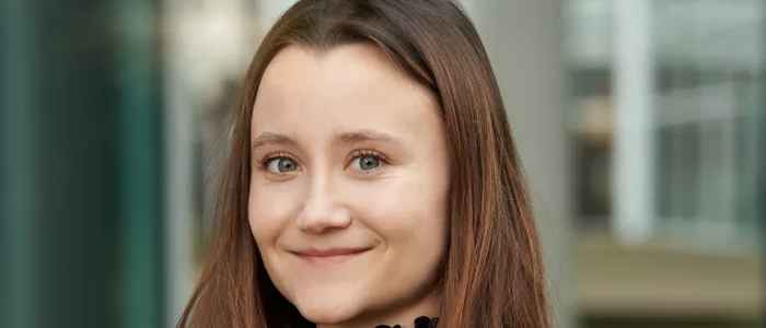 Chloé Gregg